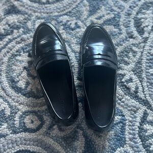 Beautiful Black Banana Republic Loafers